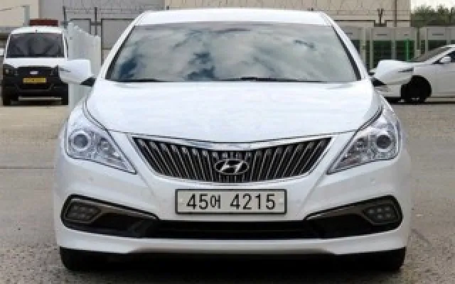 그랜저HG하이브리드 중고차 그랜저 HG 하이브리드 PREMIUM 매물 사진 8 - 2015/05 72,781km